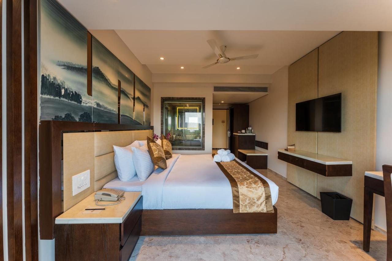 Regenta Central Imperial Candolim Goa Kültér fotó