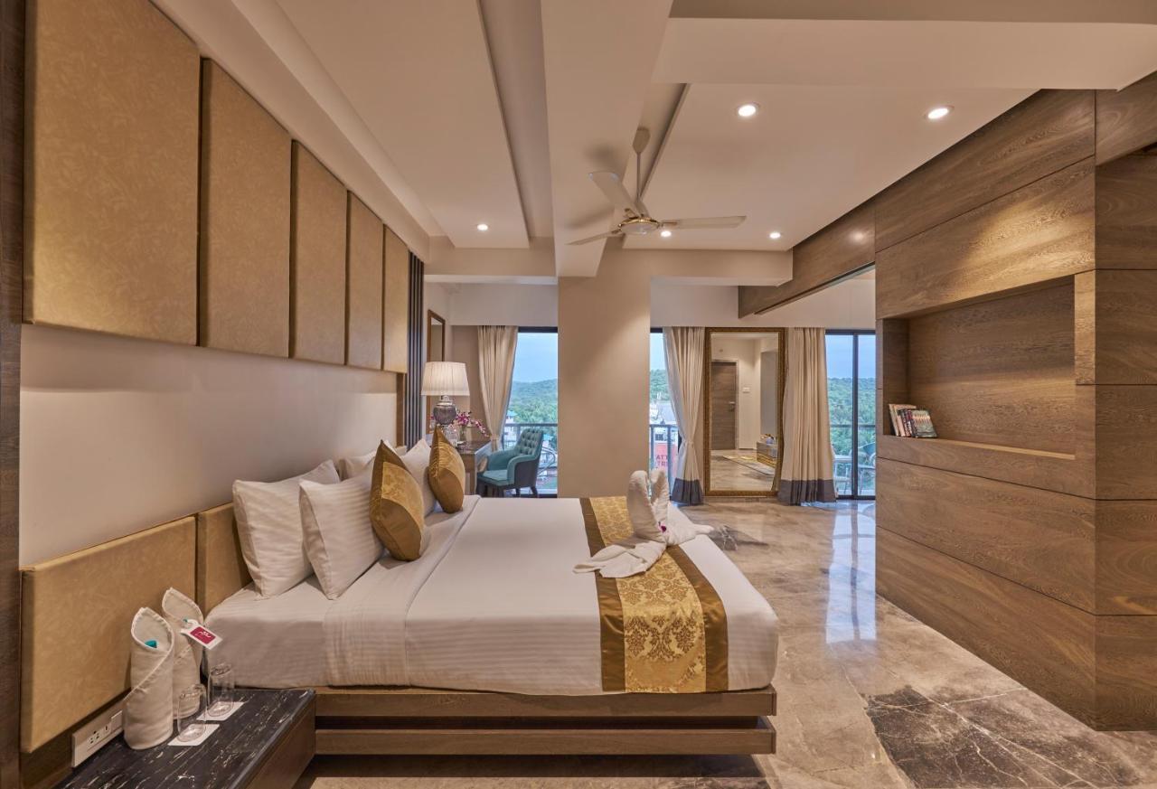 Regenta Central Imperial Candolim Goa Kültér fotó